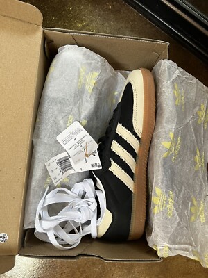 adidas gazelle silver green womens AD samba core black-wonder white – VDLUXURYWORLD main image 0