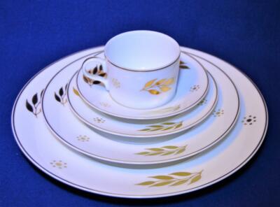 J・L Coquet  LIMOGES New JEAN LOUIS COQUET LIMOGES France White Gold IMPERSSION 5 Pc