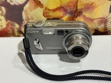 Sony Cyber-shot DSC-P10 5.0MP 3x Zoom Digital Camera For Parts Or Repair