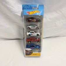 2017 Hot Wheels Car Meet 5 Car Gift Pack