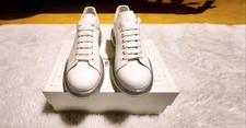 Alexander McQueen Oversized Sneaker Larry Neu...