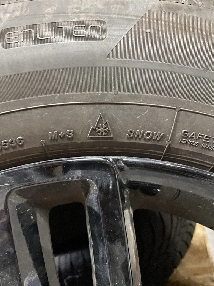 Land Rover Defender ab 2020 L663 Winterreifen Komplettrad Bridgestone 4 Stück - Bild 3 von 4