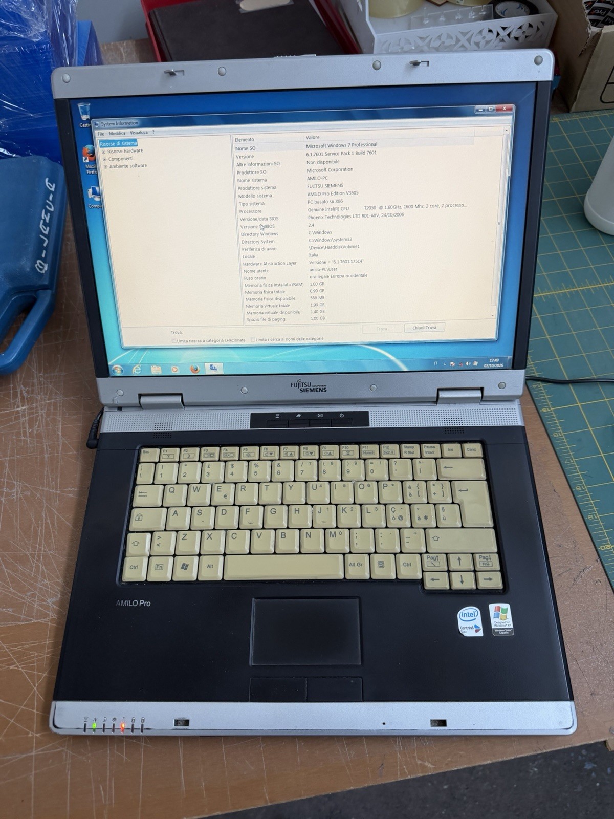 Portatile Fujitsu Siemens AMILO Pro V3505 15,4" Core Duo 1,60GHz 1GB 80GB HDD 