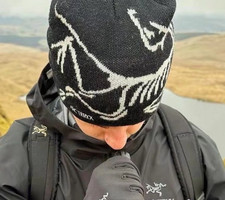 Arc'teryx Bird Head Toque Beanie   Black - Merino Wool Unisex Winter Hat   NWT