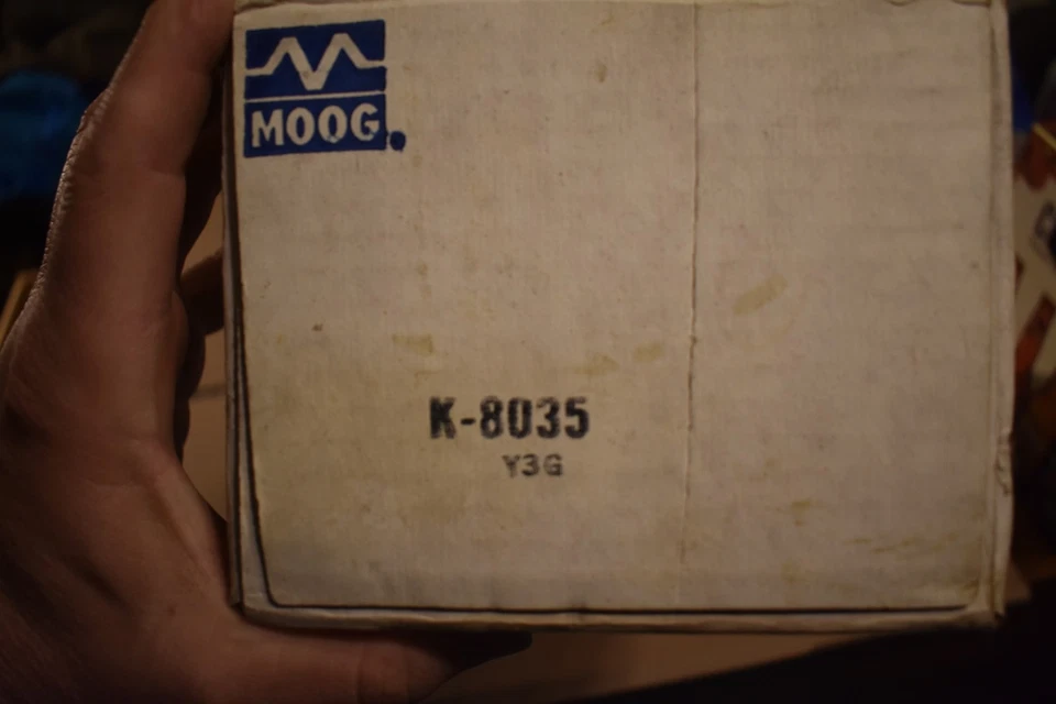 Brazo de control inferior NORS MOOG K-8035 con kit de rótula para 66-67 FORD FALCON Foto 2 de 3