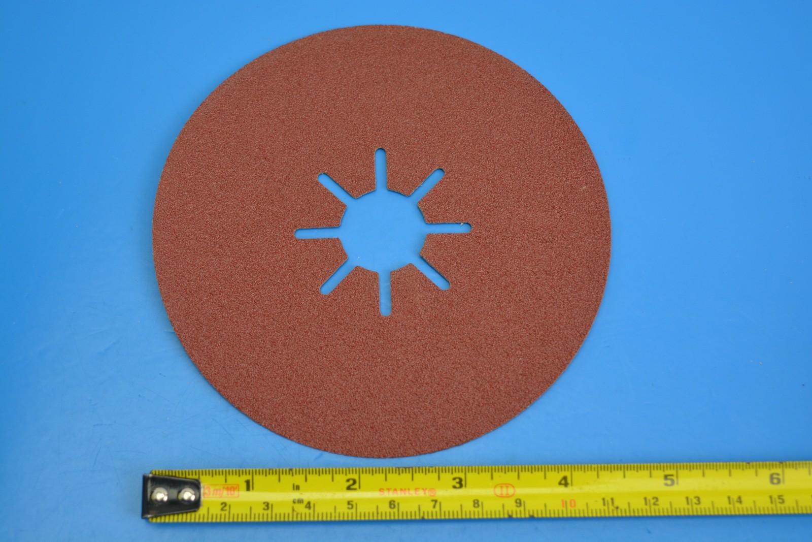 100 x DEWALT DT3203 - QZ 115mm 80 Grit Fibre Sanding Discs. Zirconium Grain.