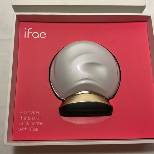 iFae 3 in 1 Microcurrent Light Therapy Facial Skin Rejuvenation Device, Handheld - Imagen 3 de 6