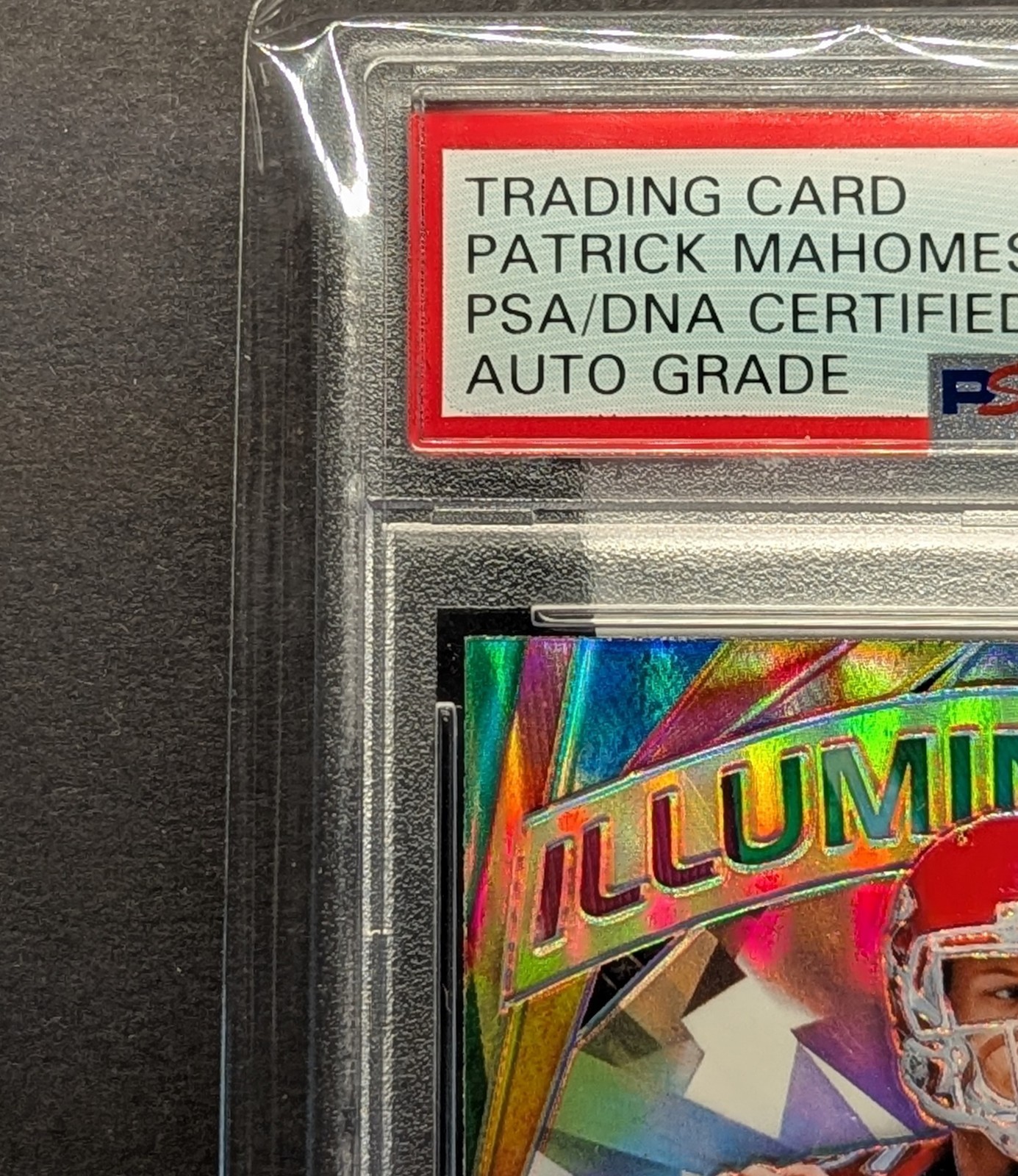 PATRICK MAHOMES Rookie Auto 2017 Optic Illumination Holo Prizm RC PSA 10 Auto view 2