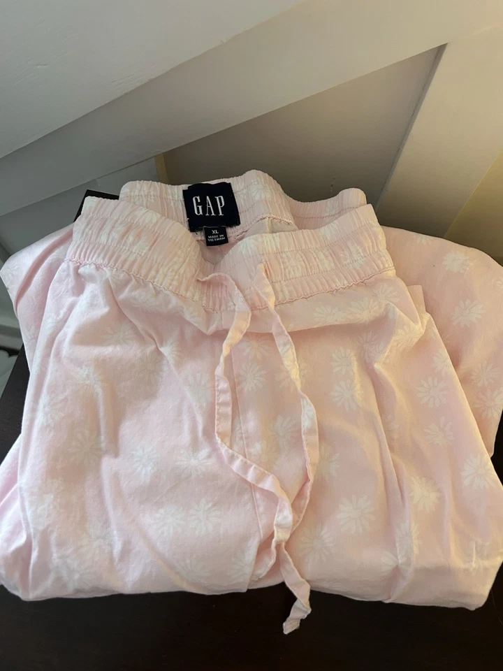 Calça de pijama de algodão rosa Gap flocos de neve tamanho XL feminina - Imagem 2 de 4