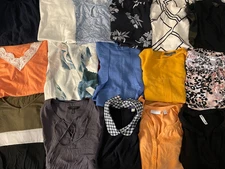 Womens Clothing Lot of 16 Size XSmall/Small/Medium Mixed Brands -PreOwned