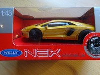 Lamborghini Aventador LP-700-4 Goldfarbig 1/43 Ca.9Cm Modelauto