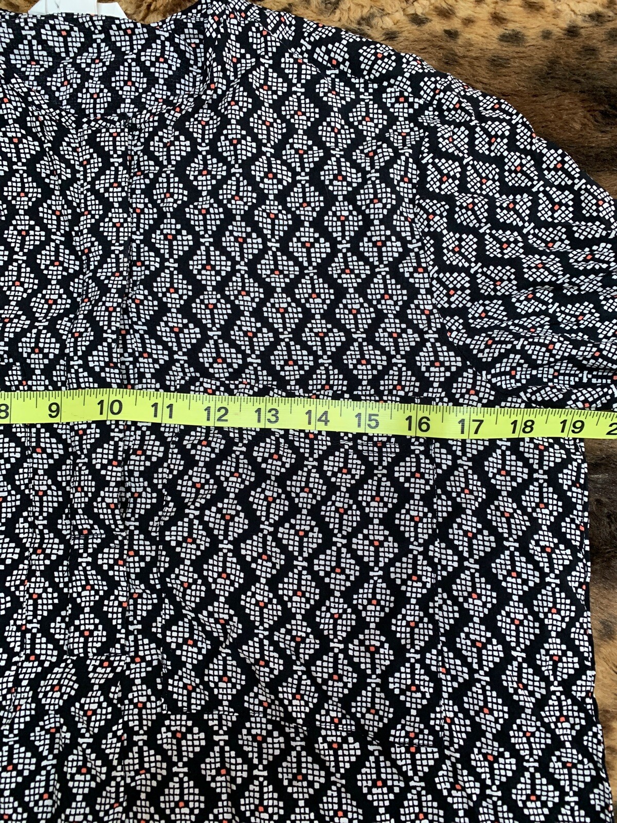 H&M Women's Printed Tunic Shirt Dress Size 4 Black White 3/4 Sleeve Casual thumbnail 3