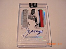 JOE MORGAN 16 FLAWLESS 3-COLOR DIRTY GAME USED DUAL JERSEY AUTO 1/15 SIGNED CARD