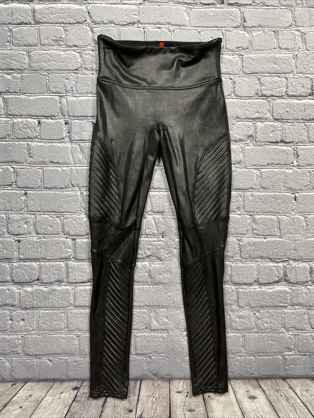 SPANX Faux Leather Moto Leggings Blogger Fav Size Small Black Stretchy Biker