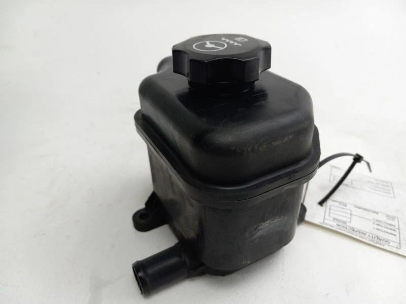 Chevrolet Traverse 2009 depósito de dirección asistida Foto 4 de 4