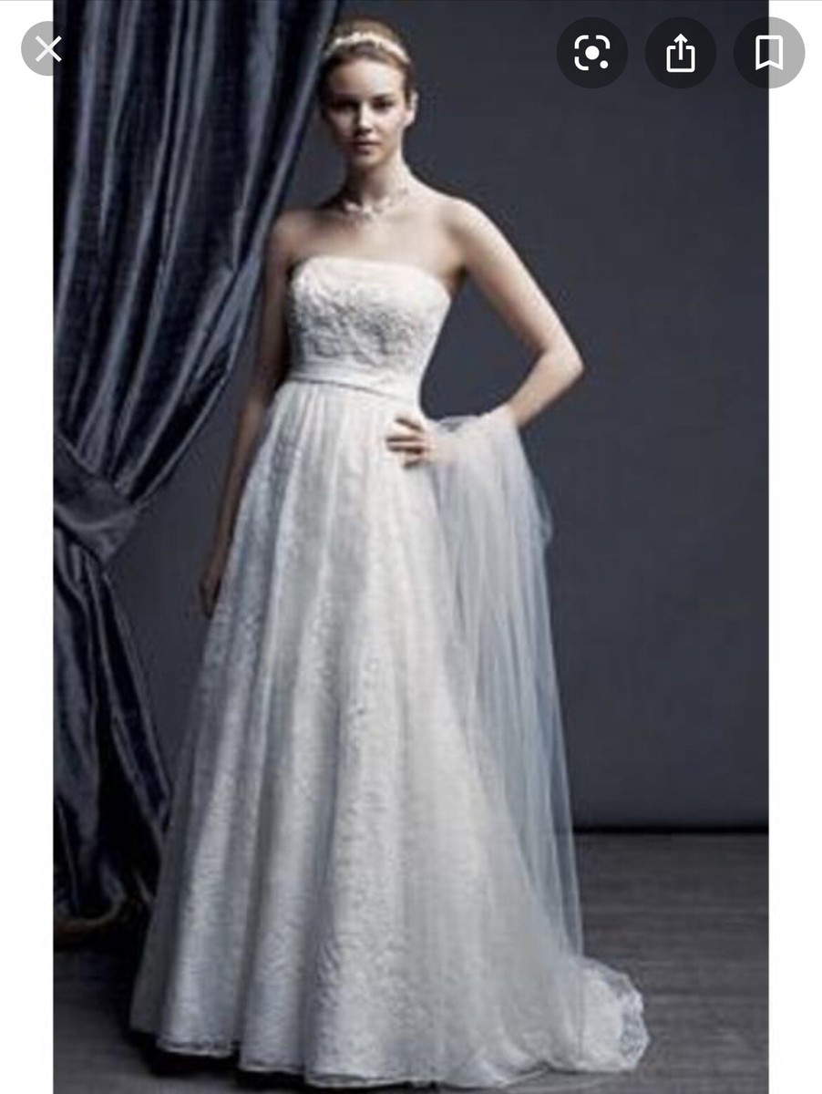 NWT - OLEG CASSINI BRIDAL STRAPLESS BEADED LACE A-LINE WEDDING DRESS C273 NWT - OLEG CASSINI BRIDAL STRAPLESS BEADED LACE A-LINE WEDDING DRESS C273