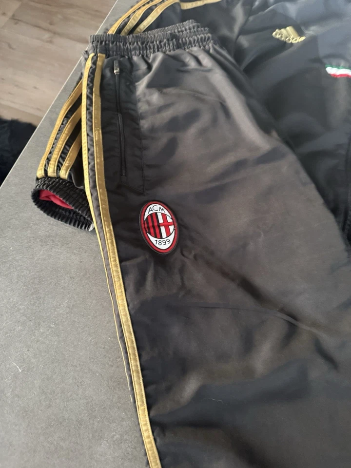 AC Milan Adidas Trainingsanzug Schwarz Gold Vintage Y2K Größe L 42/44 Top Zustan - Bild 4 von 4
