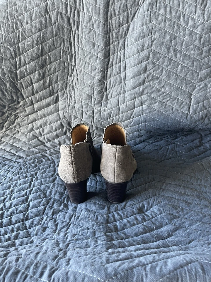 Jack Rogers Mujeres Botines Talla 6 Tacón Bloque Gris Gamuza Zapatos Marianne Foto 4 de 4