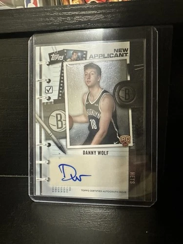 2025-26 Topps - New Applicants Autographs Danny Wolf #NA-DW (AU, RC)