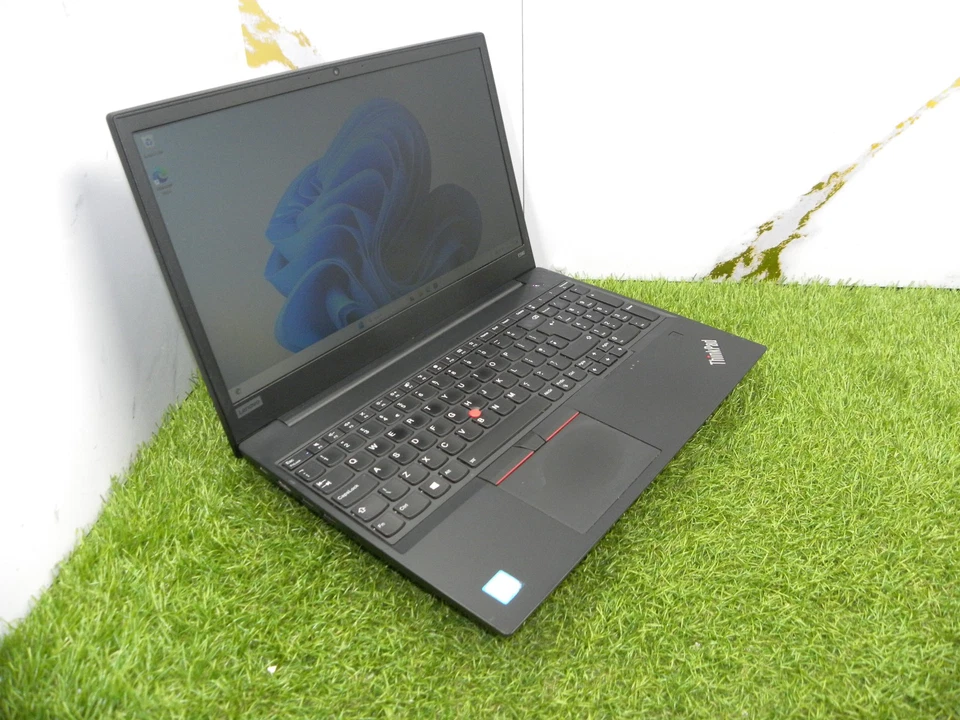 Lenovo ThinkPad E590 · i5-8265U · 8GB · 256GB, photo 1 of 5