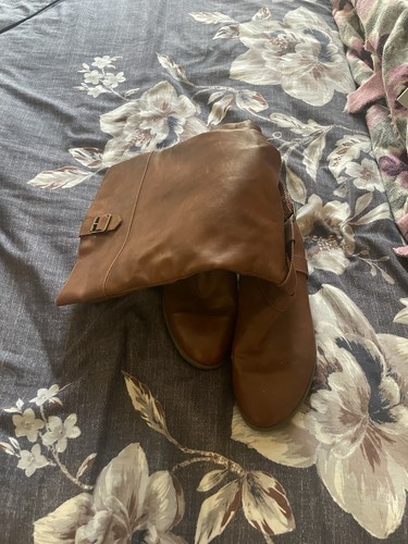 American Eagle Size 10w Brown Boots
