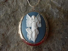 GUARDIAN ANGEL (WHITE/BLUE) CAMEO SILVER PLATED LOCKET- QUALITY - RELIGIOUS