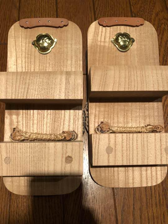 dr martens pascal gold