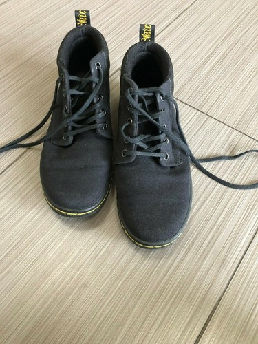 DR. MARTENS Doc Women's Shoreditch Black Canvas Boots 6 EUC  - Picture 1 of 4