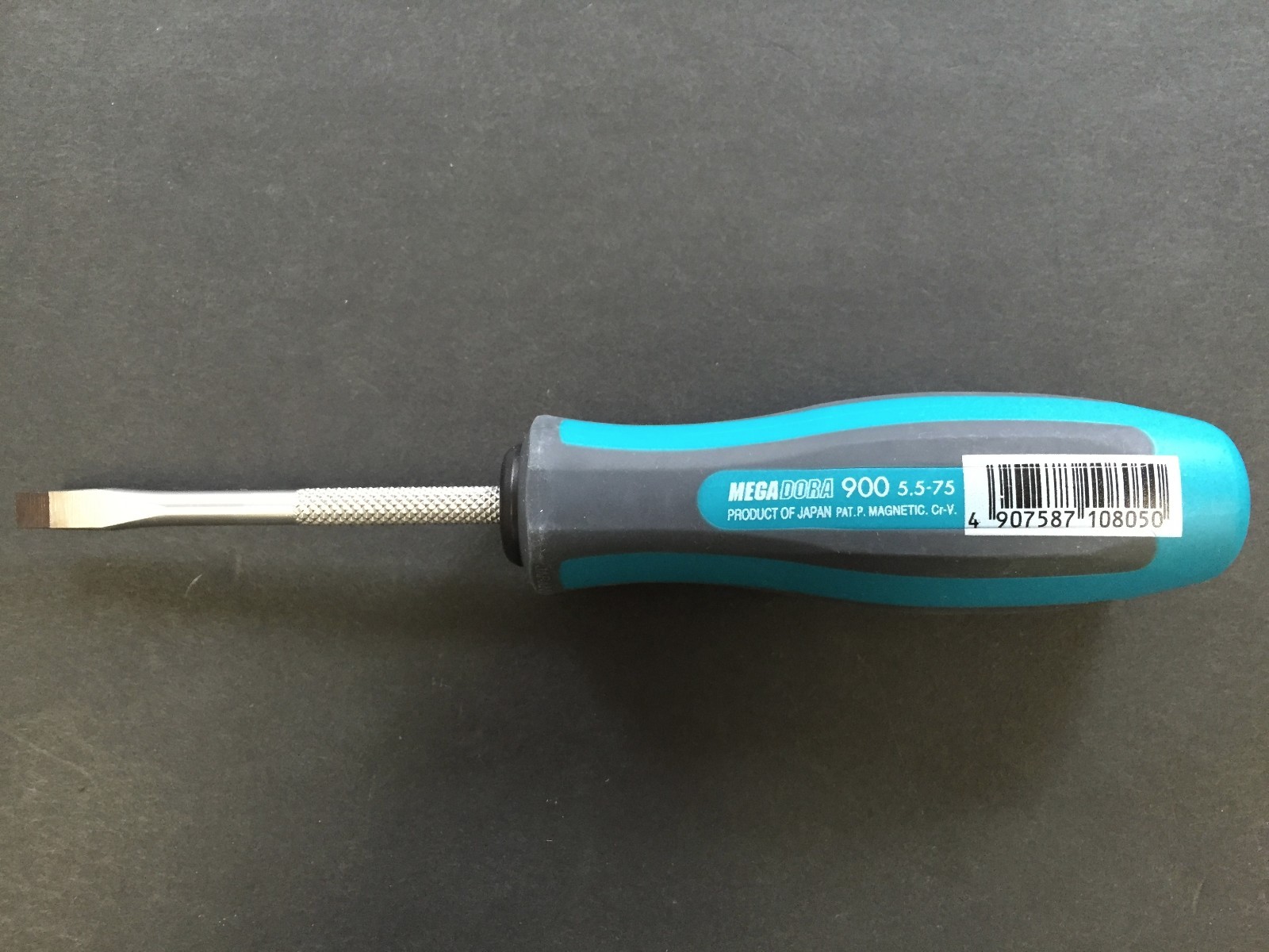 Vessel Megadora 900 2x100 JIS Cross Point Screwdriver Original Version