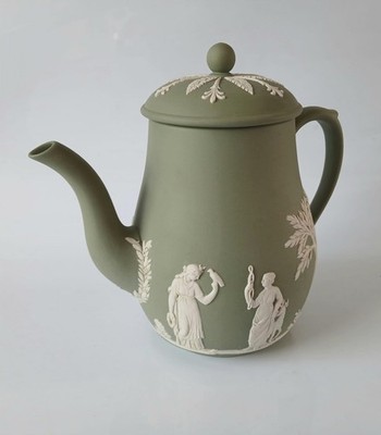 Wedgwood grün Jasperware Kaffeekanne und Deckel