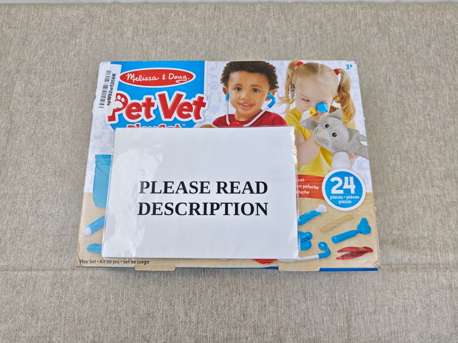 Melissa & Doug Pet Vet Set for Kids Toys, Pretend Play Vet Kit for Kids Vet Toys
