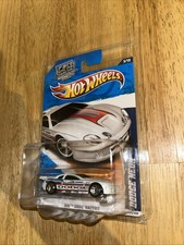 Hot Wheels HW Drag Racers 5/10 (2010) White Dodge Neon Toy Car 125/244