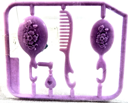 MATTEL BARBIE SUPERSTAR ERA 70'S & 80'S DOLL ACCESSORIES SET STILL IN PLASTIC