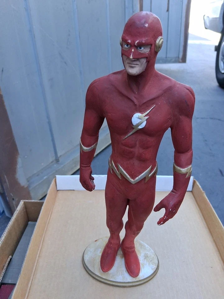 Figura de colección THE FLASH AÑOS 90 14" ¿Muy rara Terry Reynolds? Foto 2 de 4