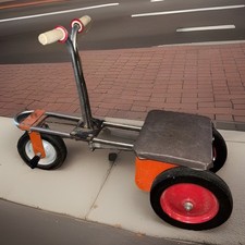 VTG Late 1950's Irish Mail Child Kid Push  Pull Riding Toy - Plastic Block City