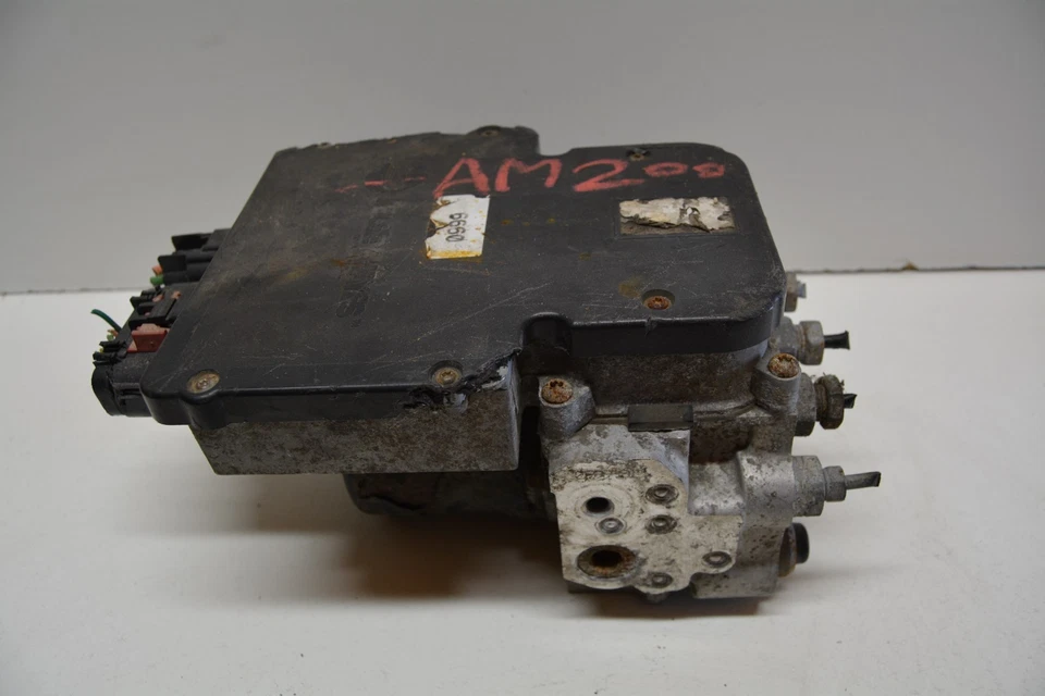 1999 - 2001 FORD EXPEDITION ABS ANTI LOCK BRAKE PUMP MODULE OEM, 545-01380B - Image 2 of 4