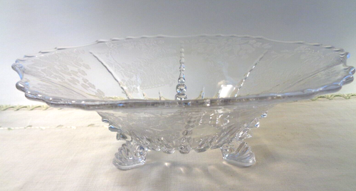 ELEGANTE NUOVA MARTINSVILLE "CESTO DI FIORI" #26 EPOCA DEPRESSIONE CIOTOLA INCISA 3 PIEDI