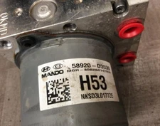 2019-2020 HYUNDAI TUCSON ABS ANTI-LOCK BRAKE PUMP ASSEMBLY W/O ADAPTIVE CRUISE