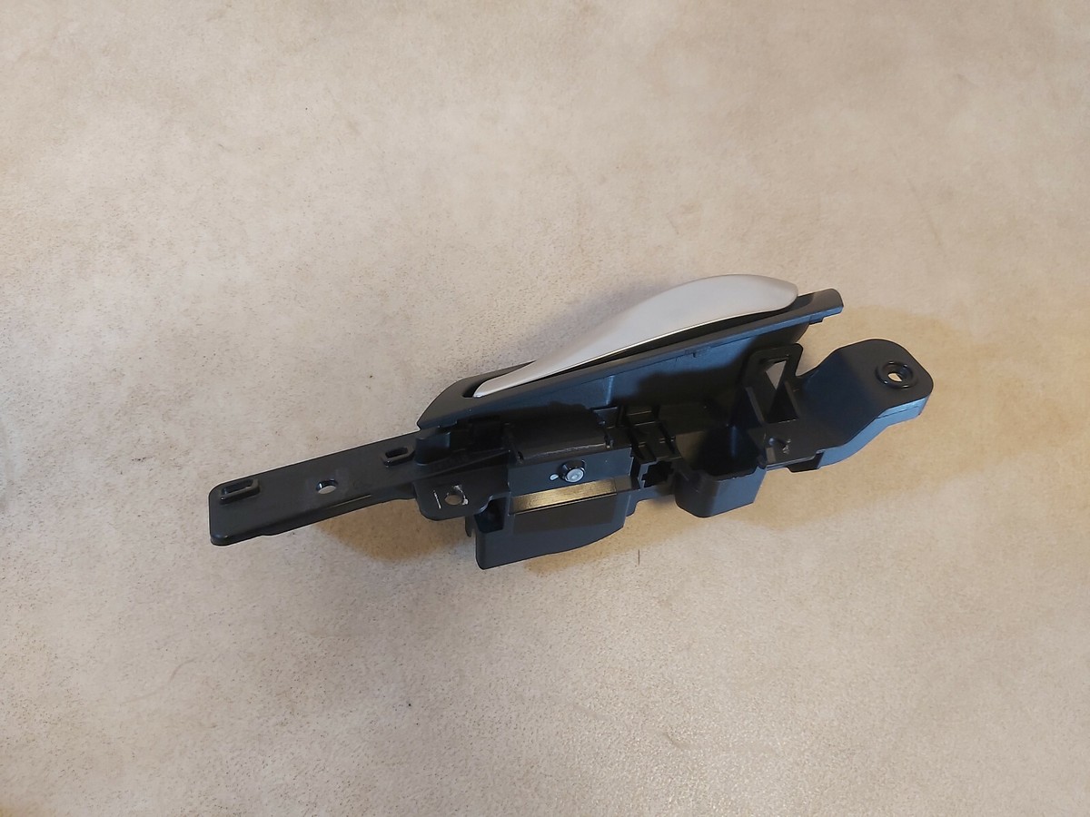 Genuine BMW Hybrid X6 E71 E72 Hybrid X6 30dX Door Opener Rear Left  