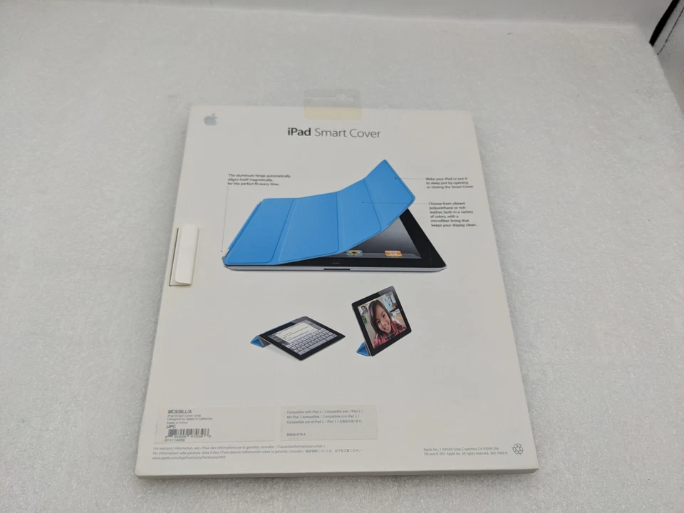 Apple iPad Smart Cover | Works w/ iPad 2 or Later | GRAY | MC939LL/A | 5T1244045 - Image 2 of 4