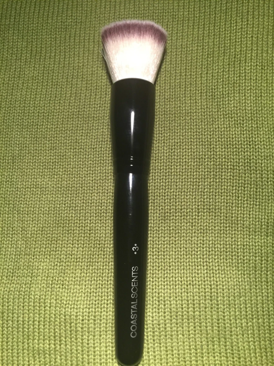 brocha coastal scents para aplicar base de makillaje polvos etc