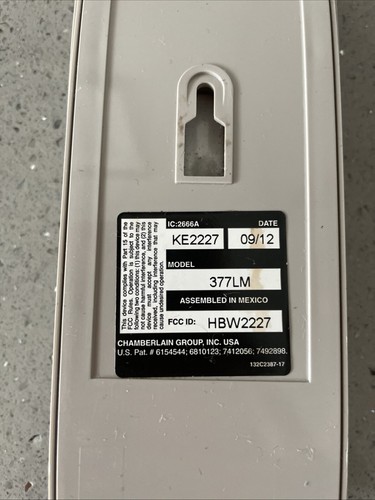 Teclado sin llave de entrada inalámbrica Liftmaster 377LM OEM HBW2227 sin probar - Imagen 6 de 6