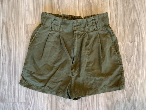 Green Paperbag Waist Shorts Size 