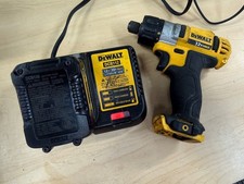 DeWalt DCF610 12v cordless screwdriver set w/  5ah battery & charger (ECP020658)