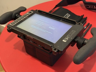 SmallHD 703 Bolt 7'' Wireless LCD Monitor RX with Gold Mount and pelican case 