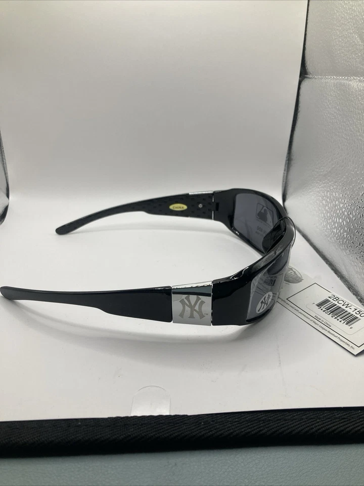 New York Yankees Chrome Wrap Sunglasses MLB Licensed Baseball Eyewear - Image 2 of 4