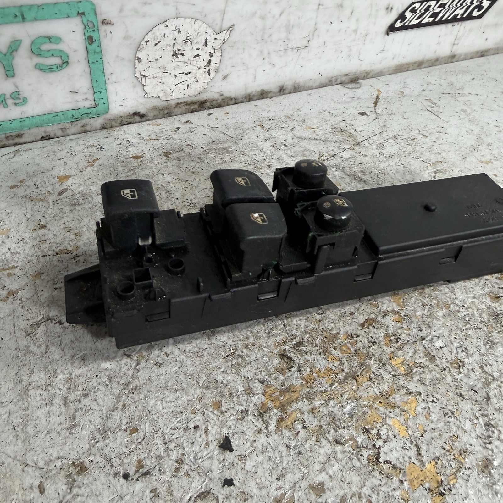 Maserati Quattroporte 2004-2008 FRONT+LEFT Window switch