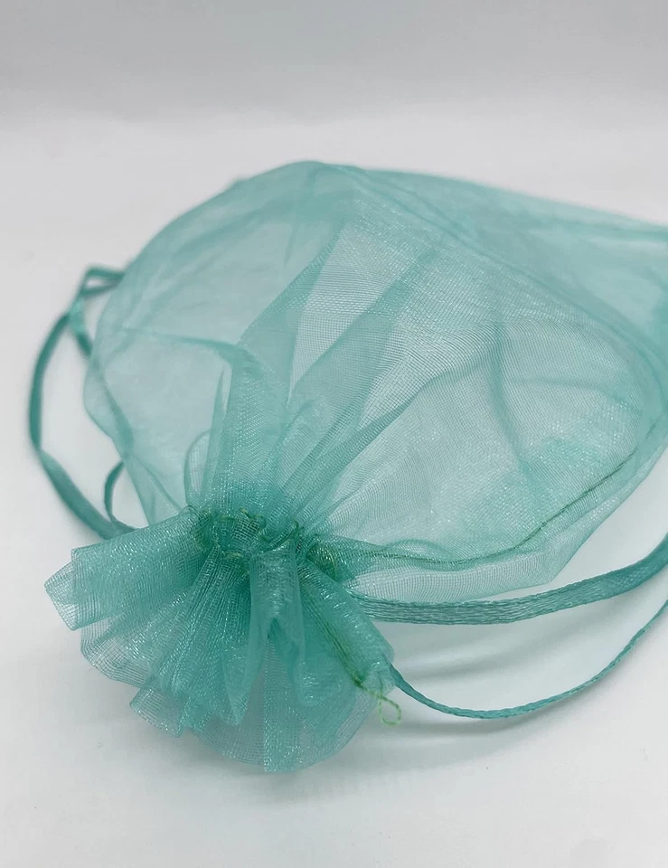 100 PIEZAS Bolsas de Organza Verde Azulado Transparente 4''X6' Pequeña Malla Cordón Joyería Bolsa de Regalo para Foto 4 de 4