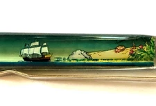 Pirate Ship Floaty Pen Sailboat Moving to Treasure Island Skull Cross Bones Vtg