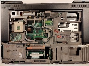 Thinkpad T61P Motherboard Gehäuse Frame + Gehäuse Unterboden Unterteil